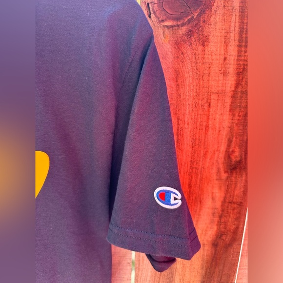 Champion Cal UC Berkeley t-shirt. New with tags. Unisex MEDIUM - Picture 2 of 3